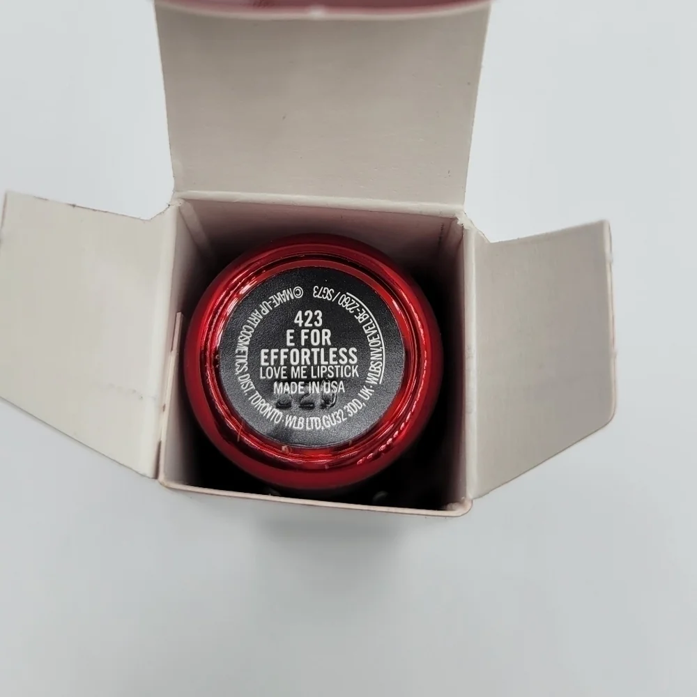 MAC E for Effortless Love Me Lipstick 423